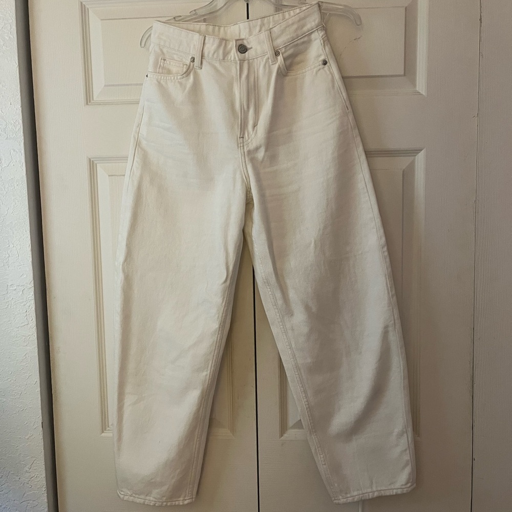 H&M Barrel Jeans